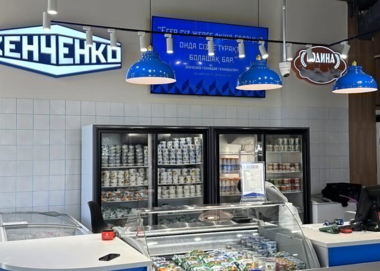 В Астане открылись два фирменных магазина молочки и полуфабрикатов по заводским ценам