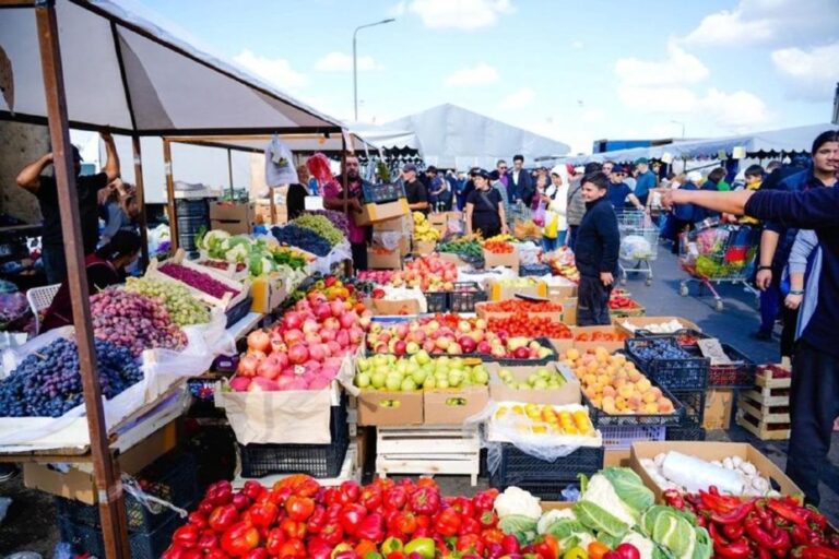 Узнали, где в Астане купить продукты в эти выходные дешевле, чем на рынке