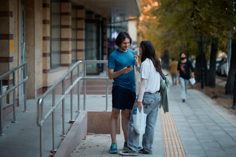 Ментальную дерублизацию в Казахстане даже не проводили, а она началась