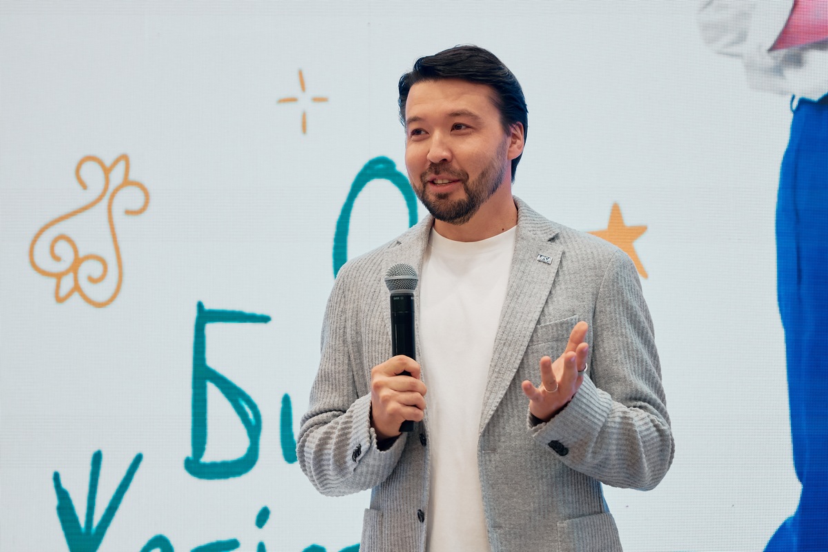 Санжар Сулейманов