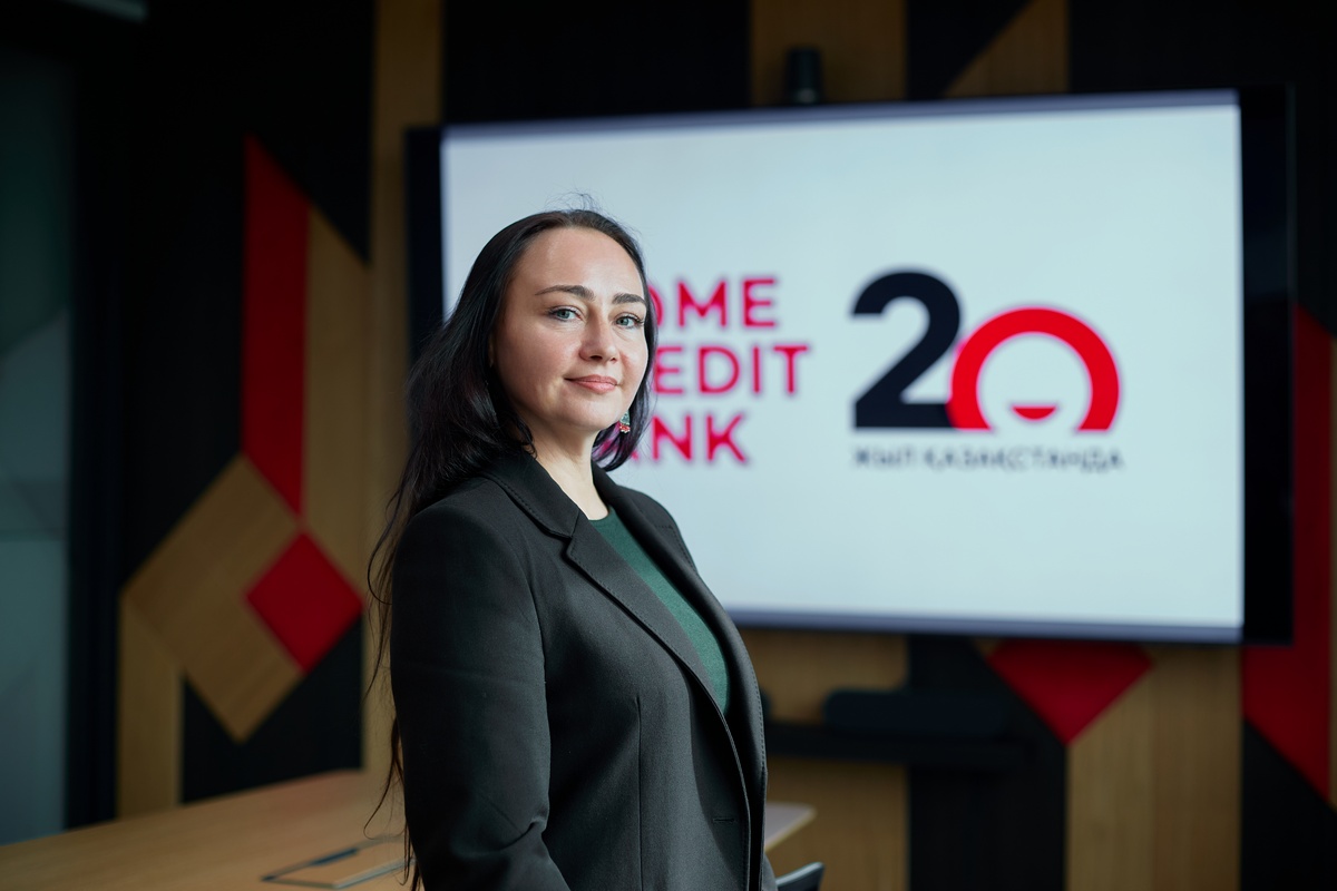 «Это была абсолютная случайность»: как бухгалтер из Лисаковска стала руководителем в банке