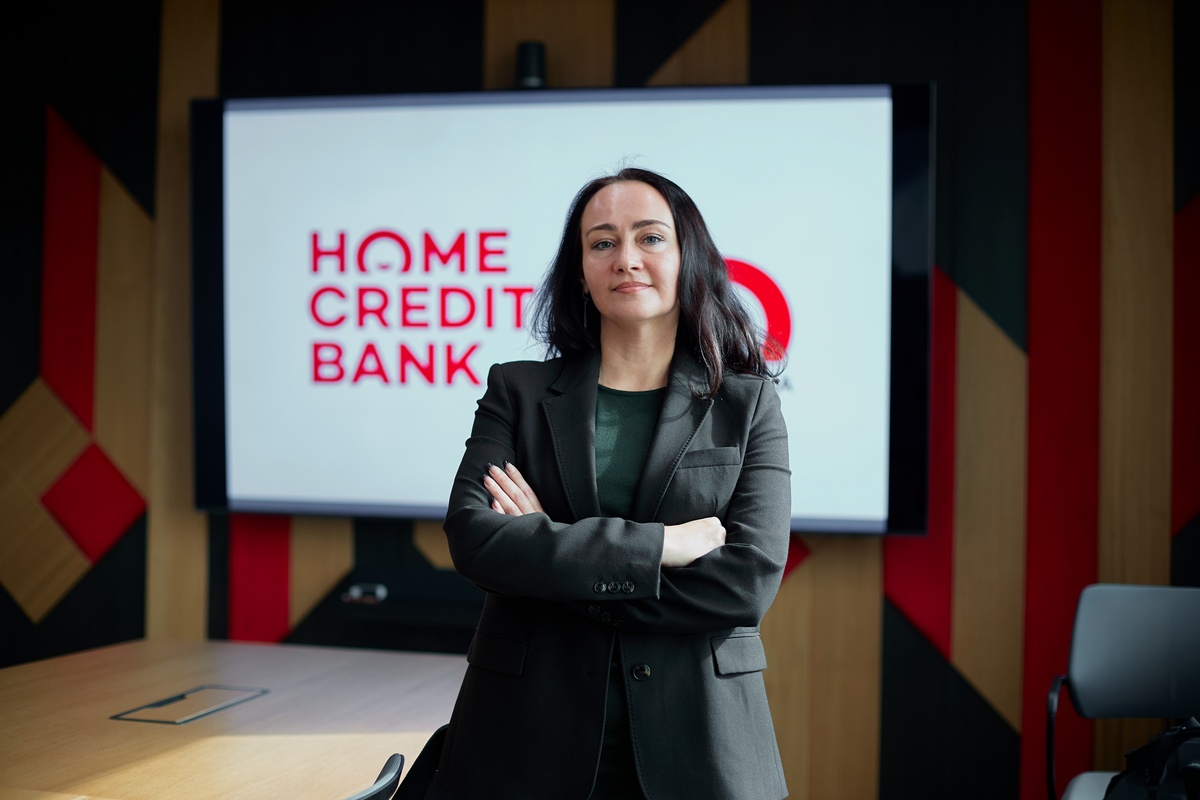 Александра Эсленгерт Home Credit Bank