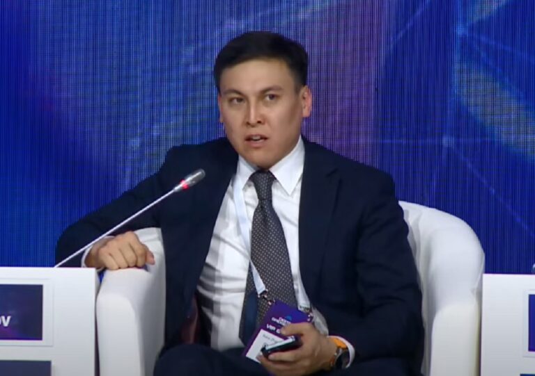 Гендиректор Kcell сравнил смартфоны без 5G с суперкарами на маленькой скорости