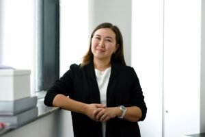 Ученая из Казахстана получила $90 тыс. на «умные» стельки. Вот для чего они нужны