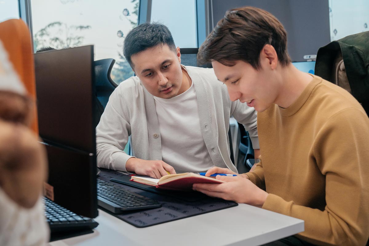 Диас Жунисбеков БЦК