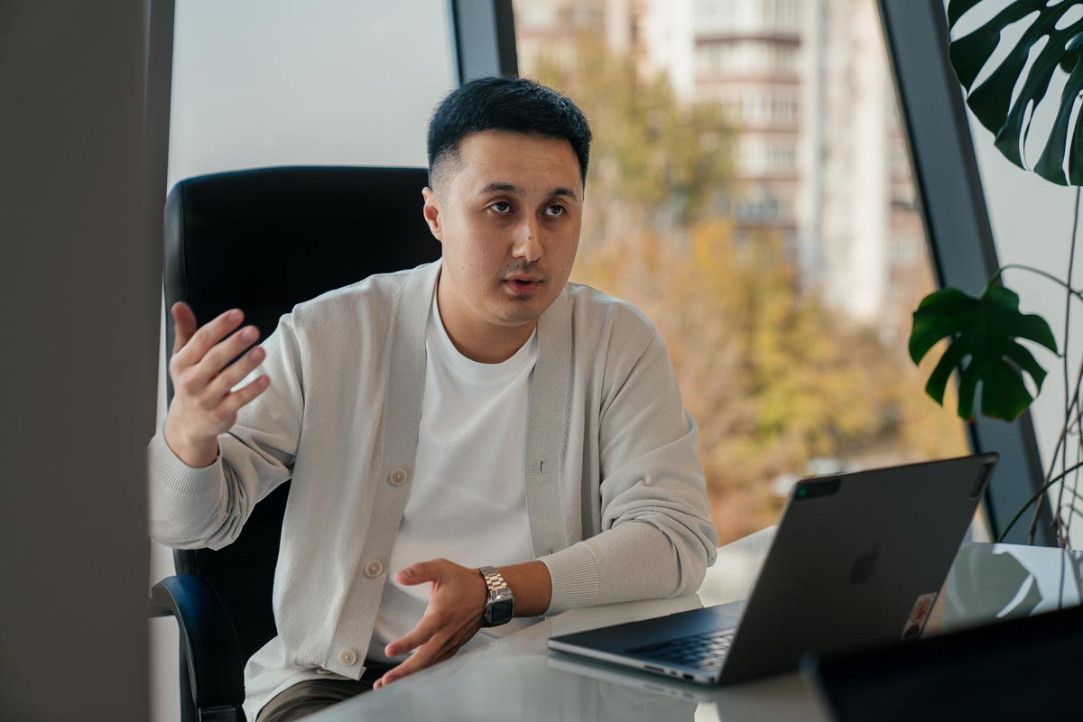 Диас Жунисбеков БЦК