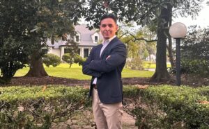 Казахстанец уехал в Америку и сравнил, как работают с деньгами они, а как мы