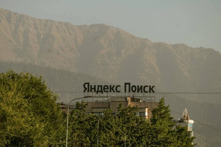 Бесплатные курсы программирования и поддержка школьниц в STEM: Yandex Qazaqstan предоставил ESG-отчет