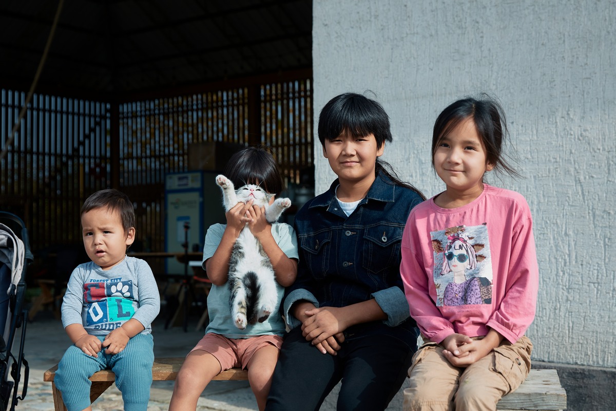 She's Next Visa Мадина Оскенбаева