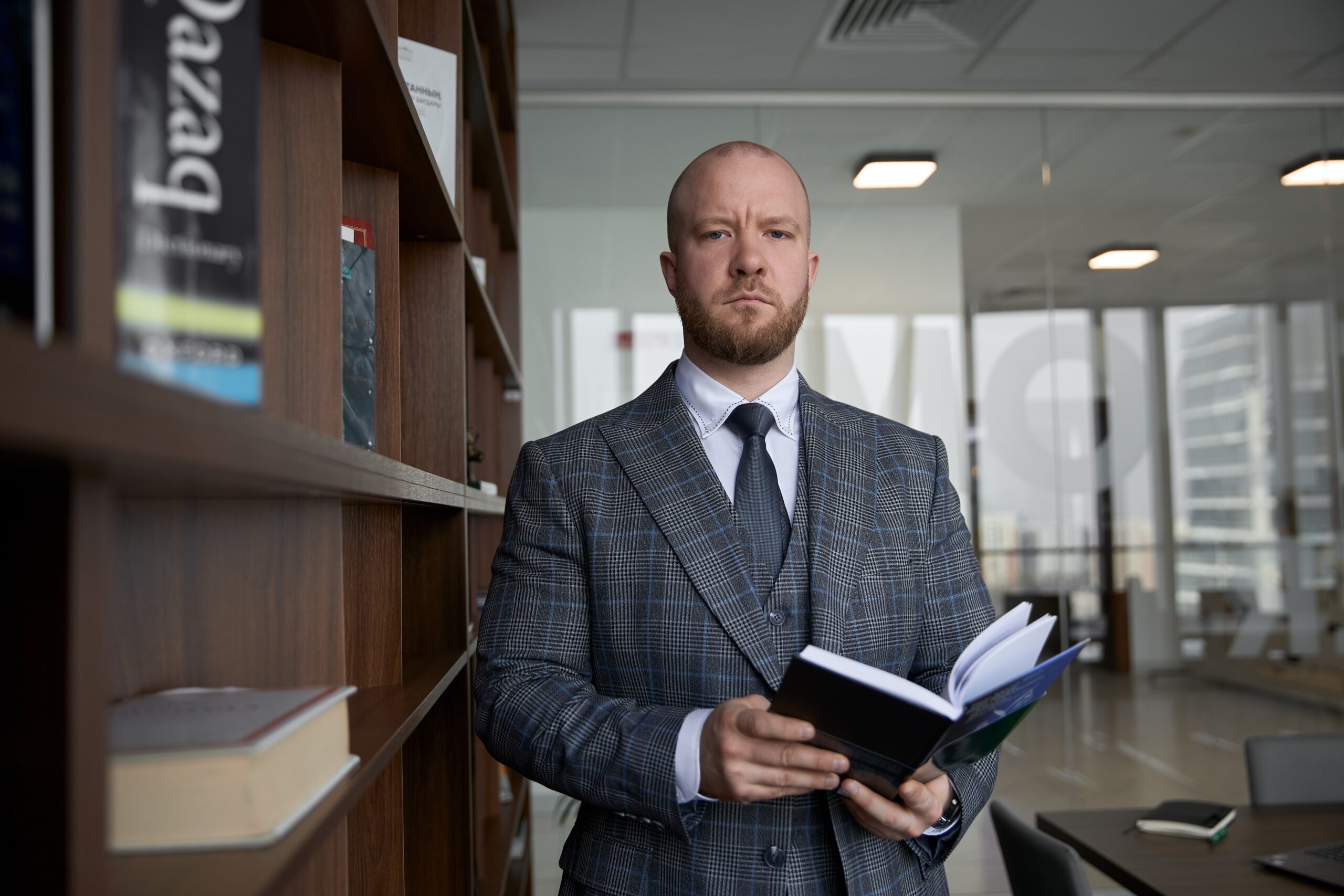 Михаил Новоселов, Freedom Broker 