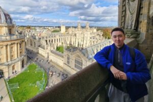 Парень из аула преподает казахский язык в одном из ведущих университетов мира