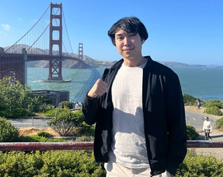 Казахстанец уехал в США и попал на стажировки в Tesla и NVIDIA