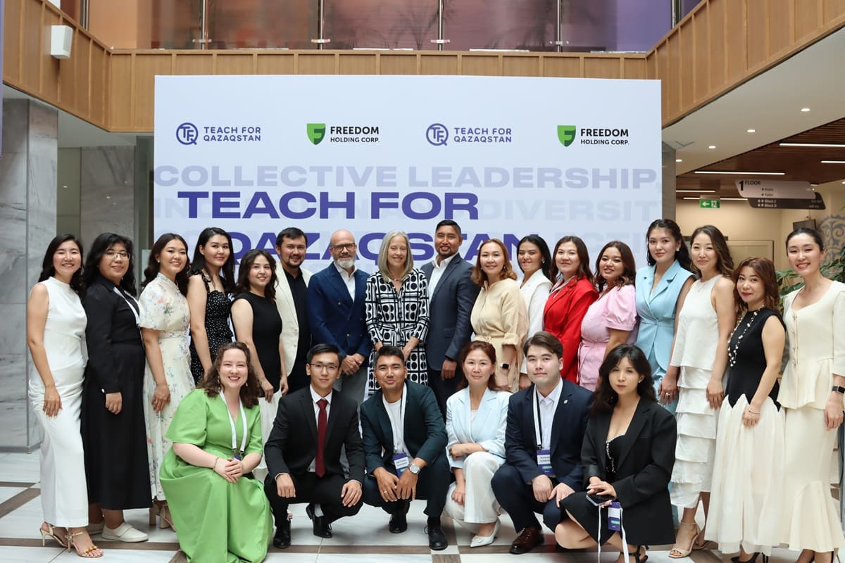 Жандос Айдарханов 