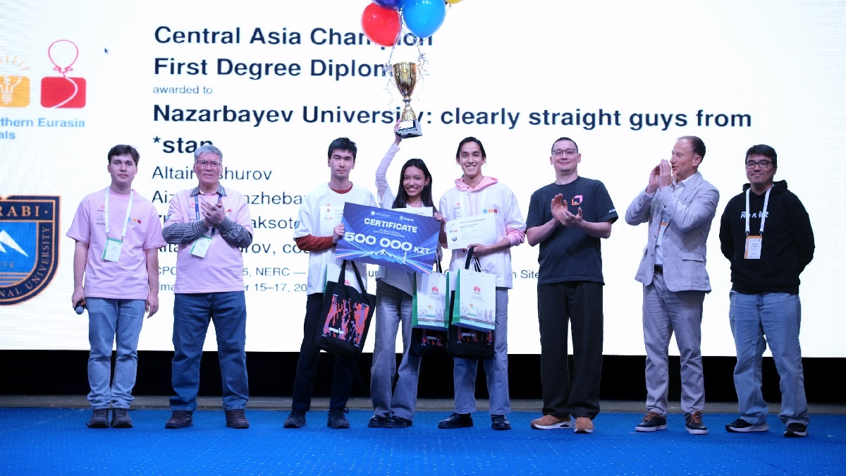 Студенты-программисты из четырех стран сразились за путевки в ICPC World Finals 2026