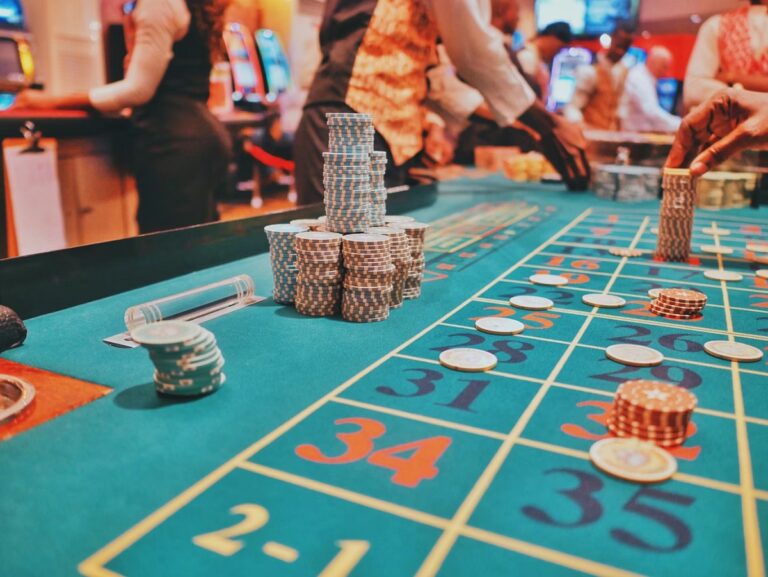 Еще в нескольких областях Казахстана появится казино, но не для всех
