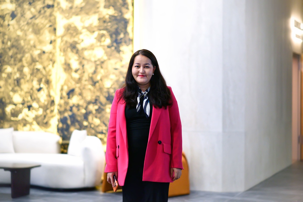 Аминэ Хадыр