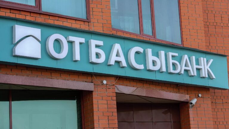 Отбасы банк объяснил, почему алматинец платит ипотеку за квартиру под снос