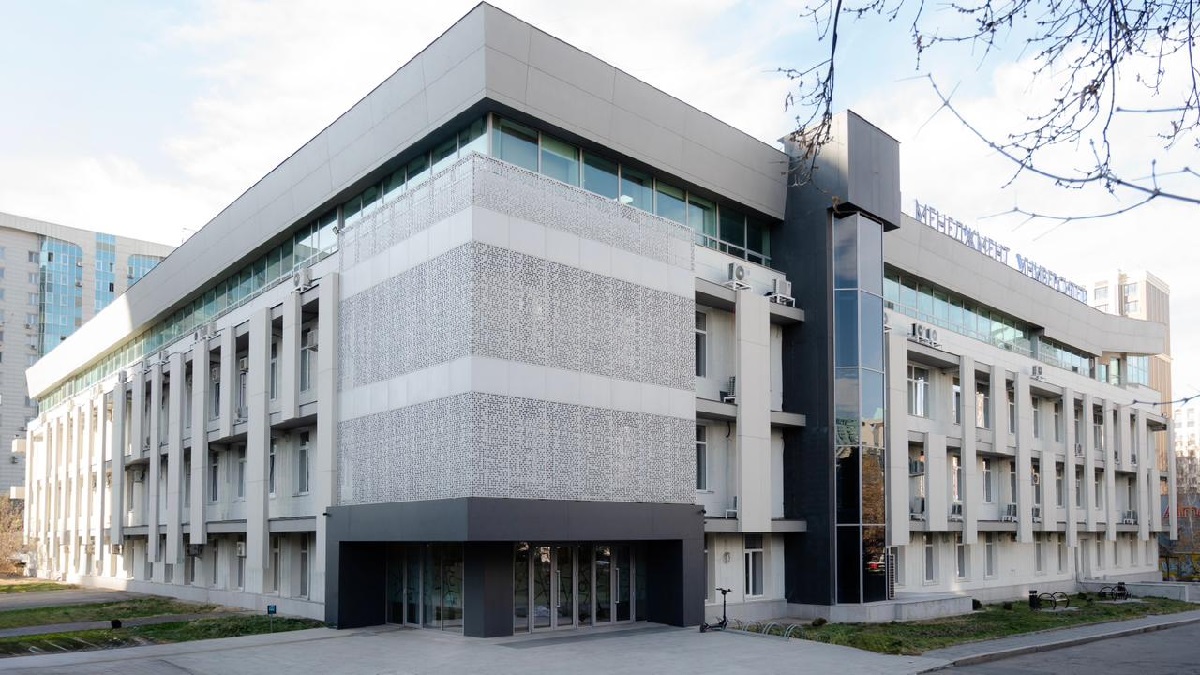 В Алматы откроется центр ИИ для обучения студентов и преподавателей современным ИИ-навыкам, реализации практических проектов для промышленности и города, а также поддержки стартапов.