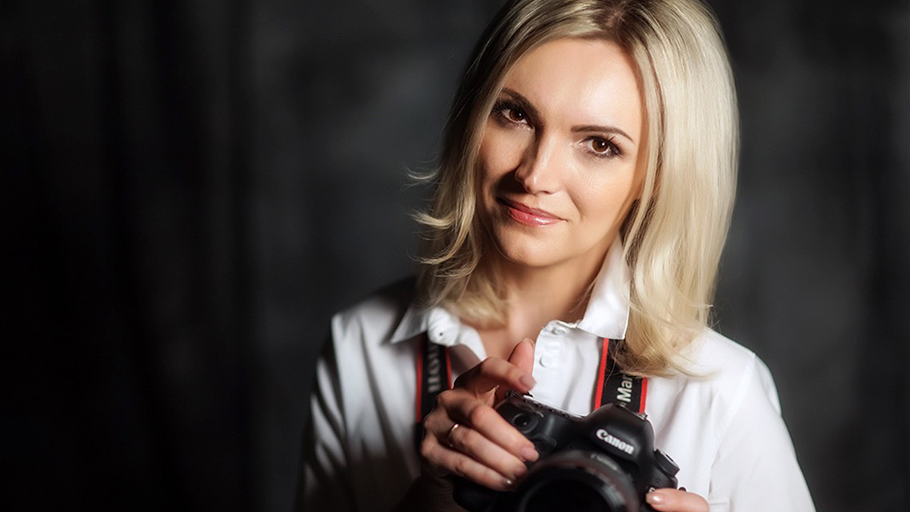 Основатель фотостудии: часть штата придется уволить из-за запрета на работу с бизнесом