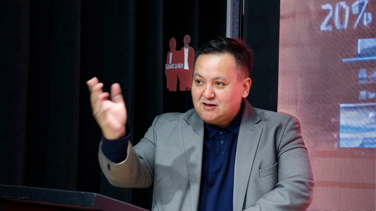 Экономист объяснил, почему казахстанцы зря радуются ставке по сберегательным депозитам в 20%