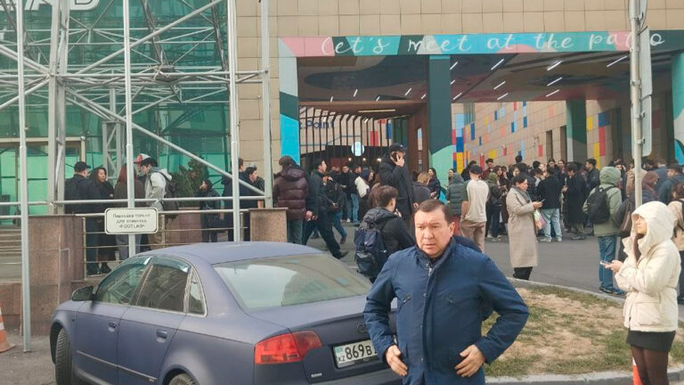 Из эпицентра землетрясения в Китае пришла информация - будут ли афтершоки в Алматы?