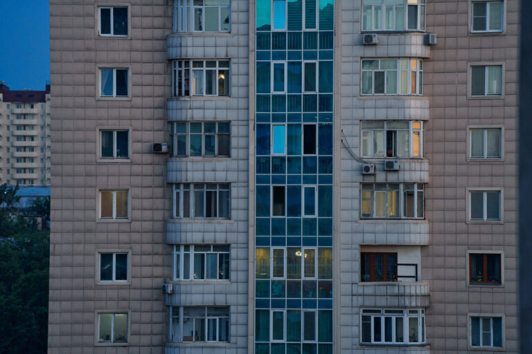 У чиновников будут особые условия по ипотеке в Казахстане