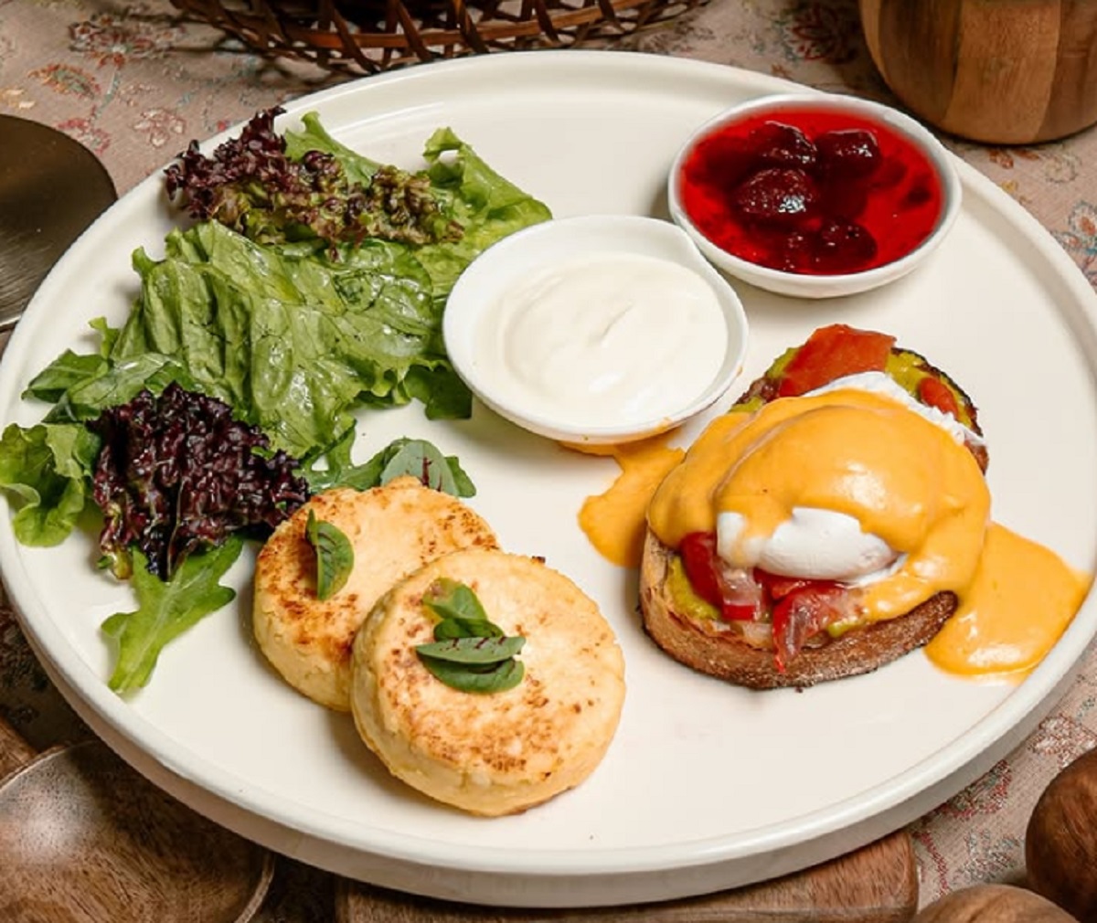 Ресторан в Астане запустил акцию на полноценные завтраки «1+1»