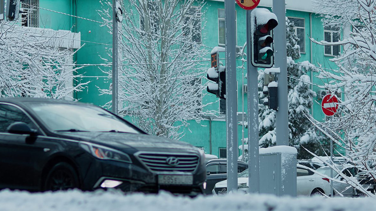 В Казахстане подняли штраф для неопрятных водителей