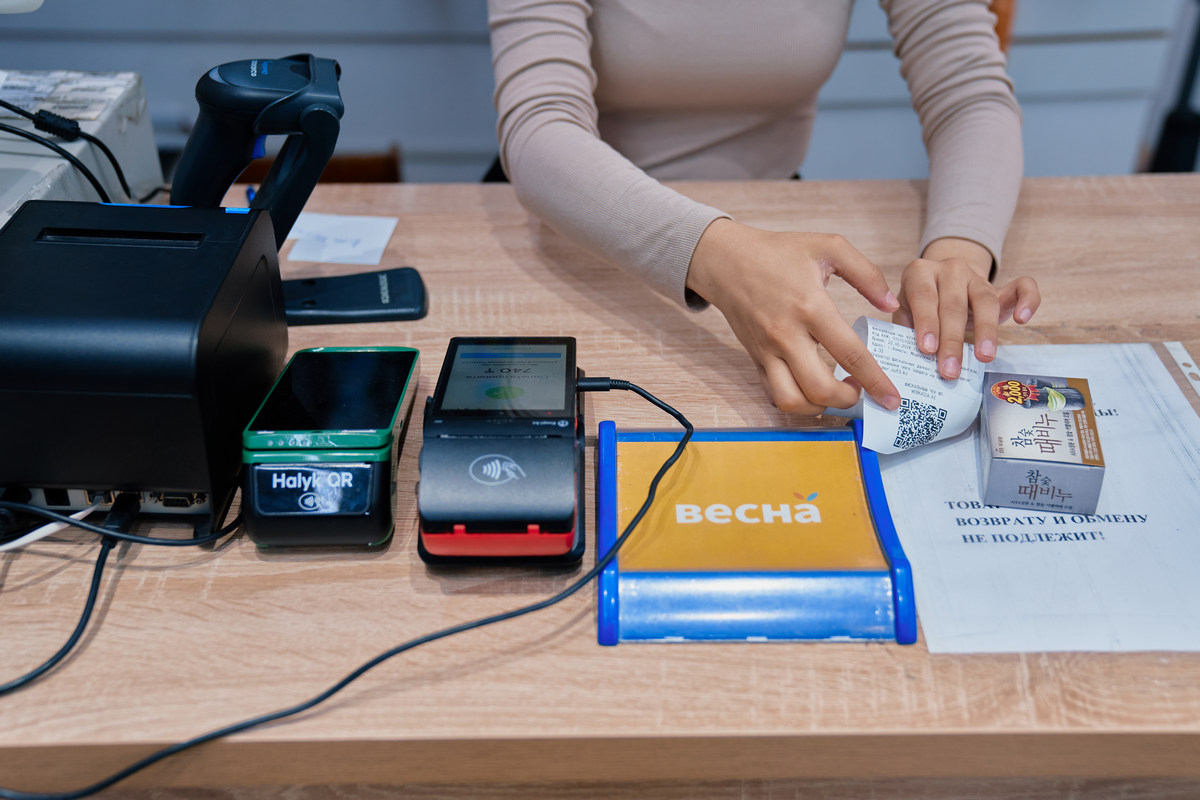 Покупатель уговорил чат-бот магазина продать товар со скидкой 80%