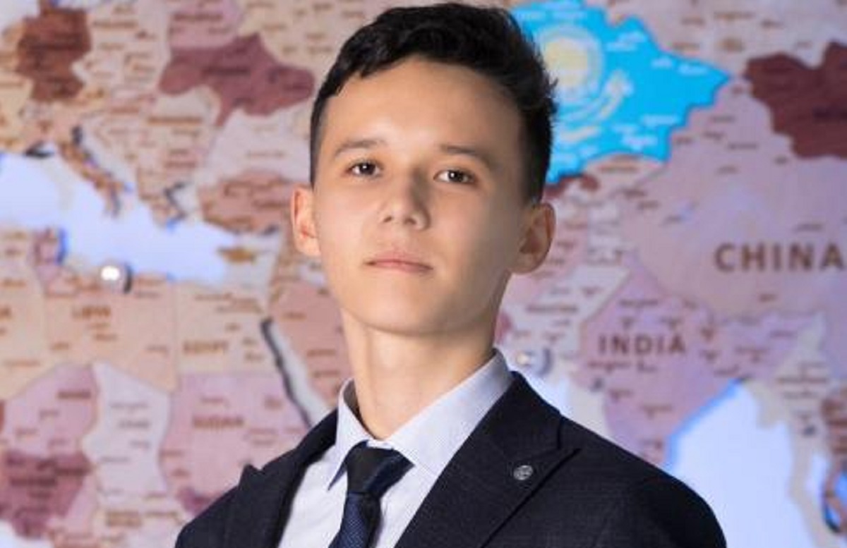 Лучшие университеты мира пригласили на бесплатное обучение школьника из Астаны