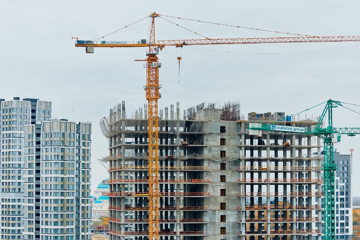 ИИ займется экспертизой строительных проектов в Казахстане