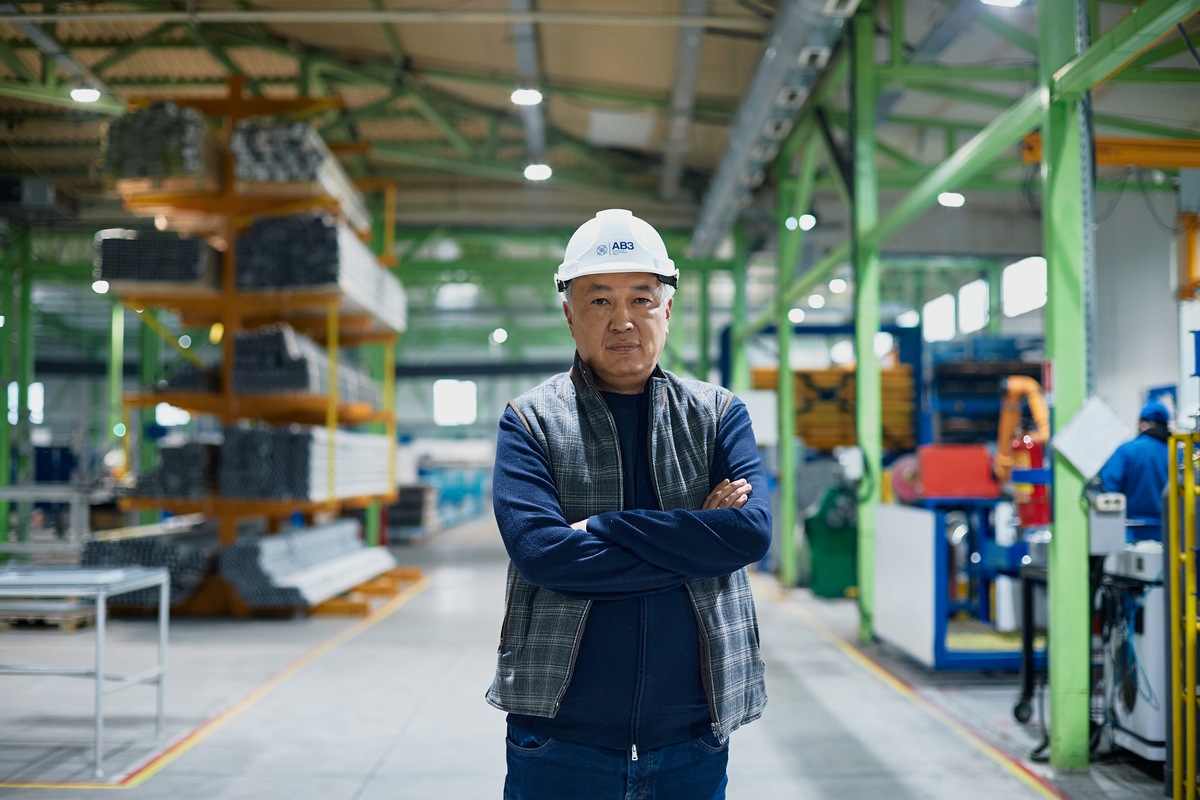 Казахстанец потерял более миллиона долларов из-за ультиматума иностранной компании