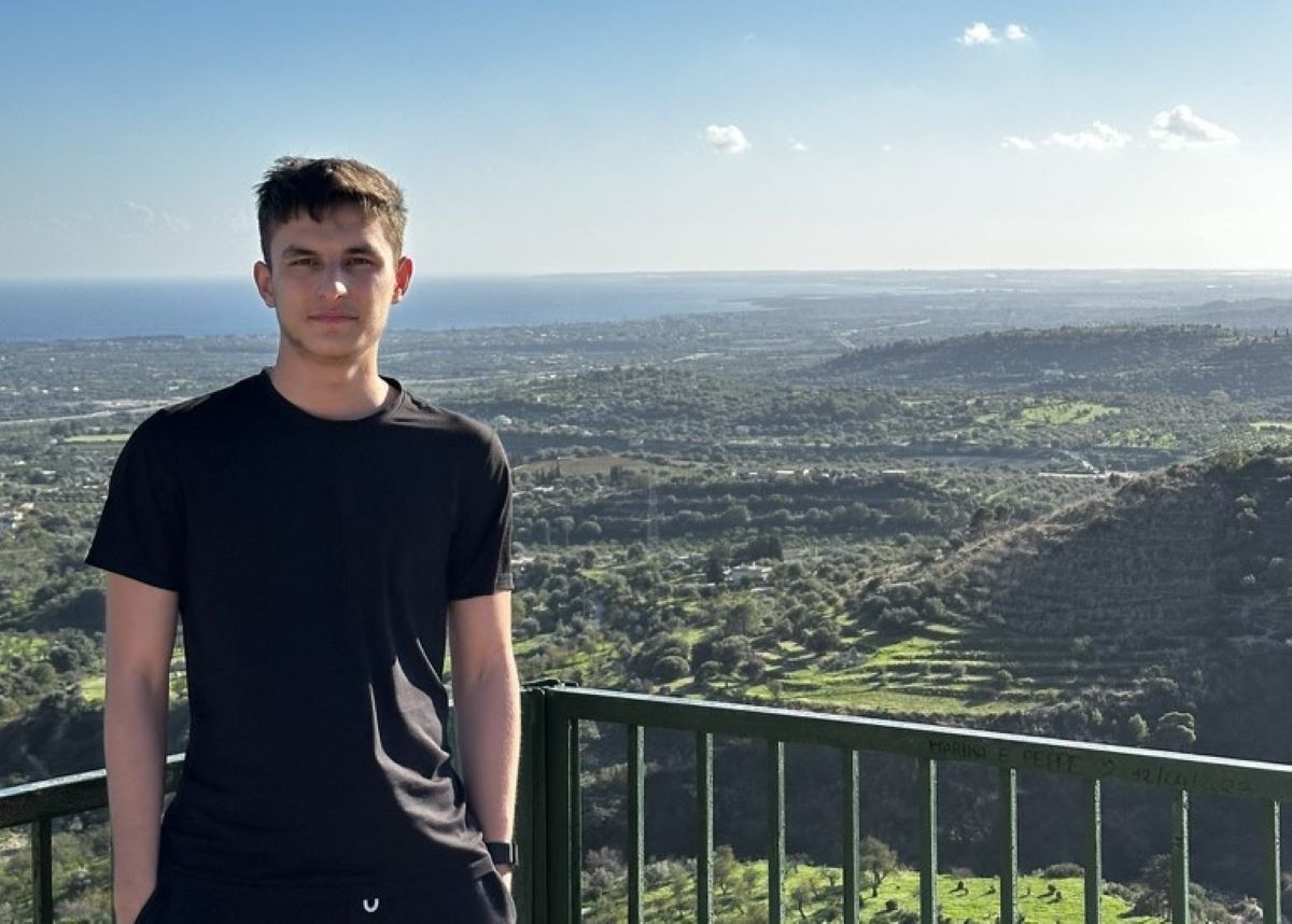 20-летний парень из Узбекистана привлек $500 тысяч для стартапа в США