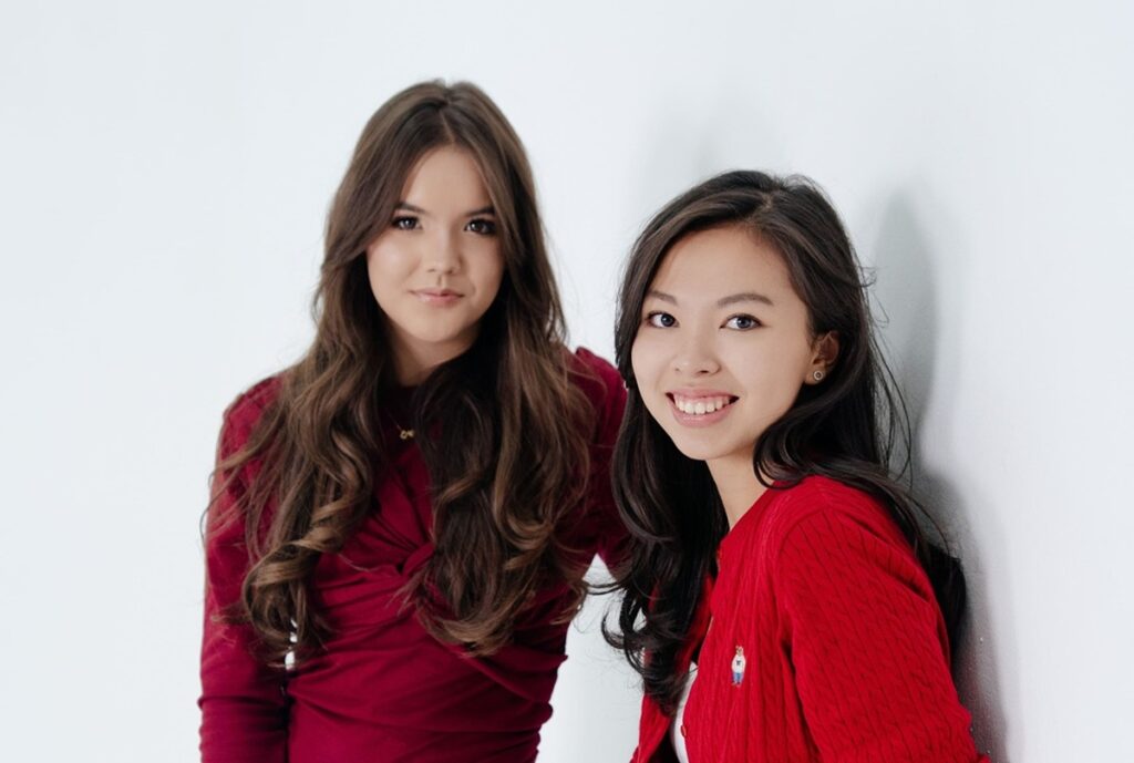 Дарина Жуйрикова и Далия Косанова