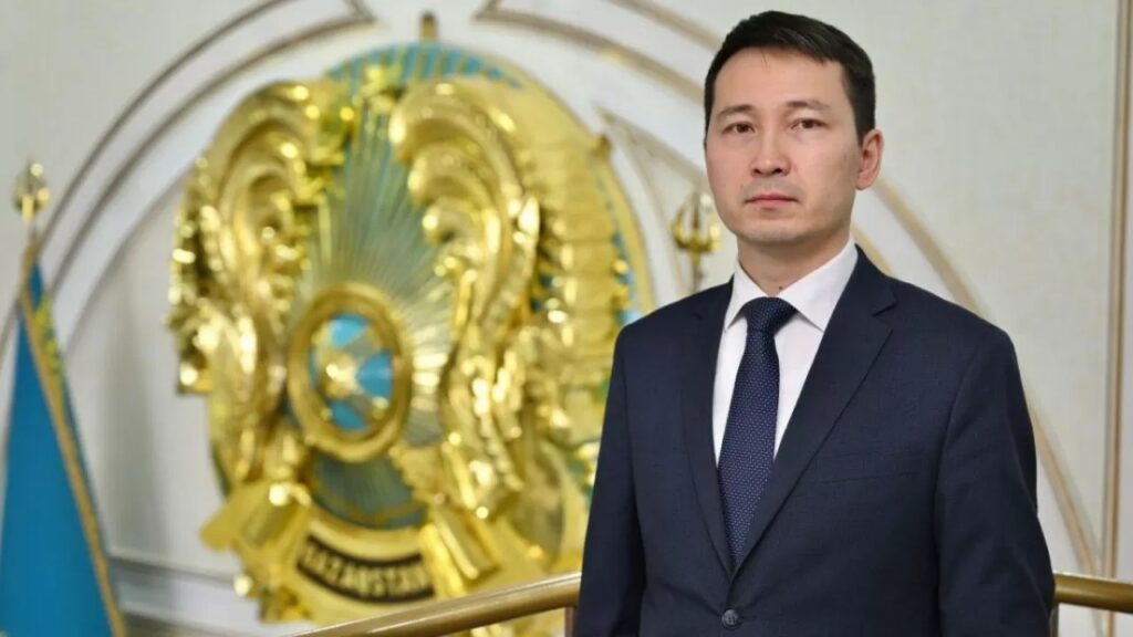 Кто теперь возглавляет пресс-службу МИД вместо Смадиярова – и что мы о нем знаем