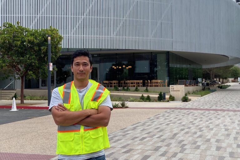 Казахстанец работал над EXPO-2017 в Астане, а потом уехал покорять США