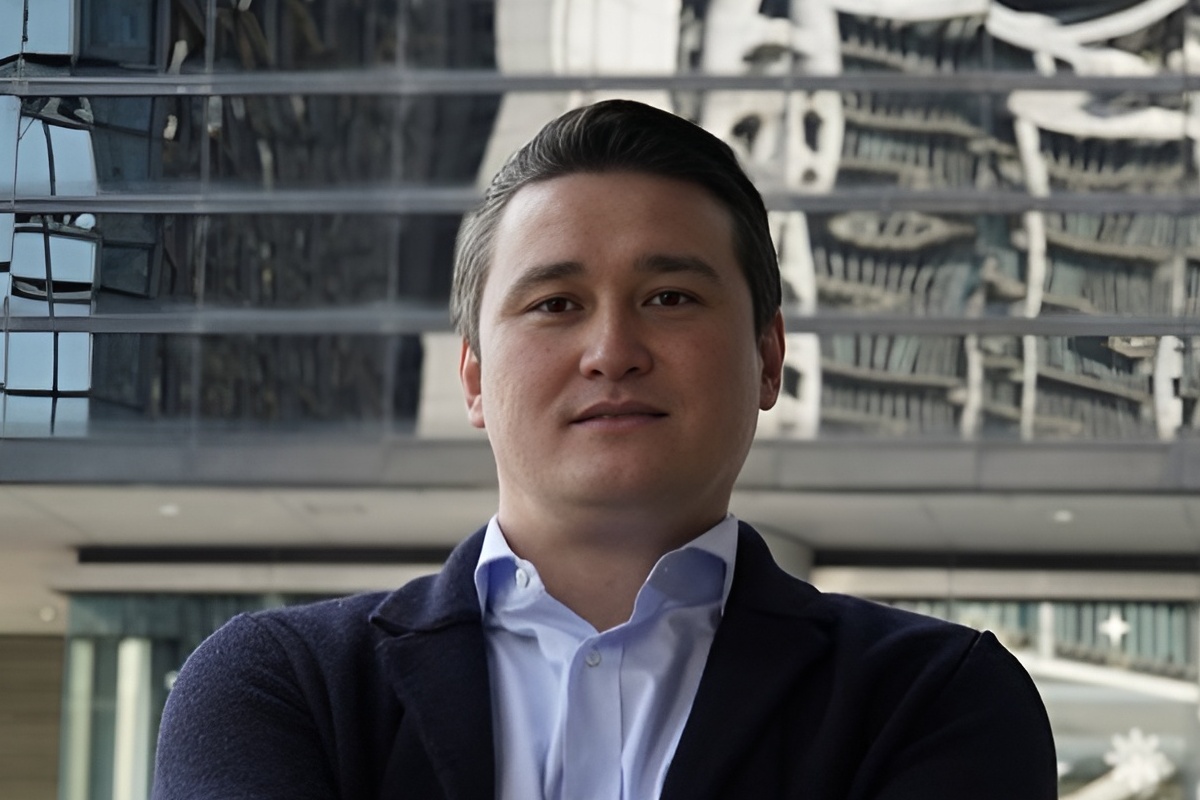 Казахстанец запустил брокерские компании в Гонконге и на Кипре