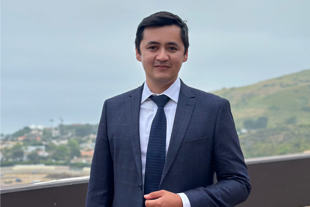 Казахстанец из-за пандемии остался в США и получил лицензию адвоката с доходом более $100 тысяч в год