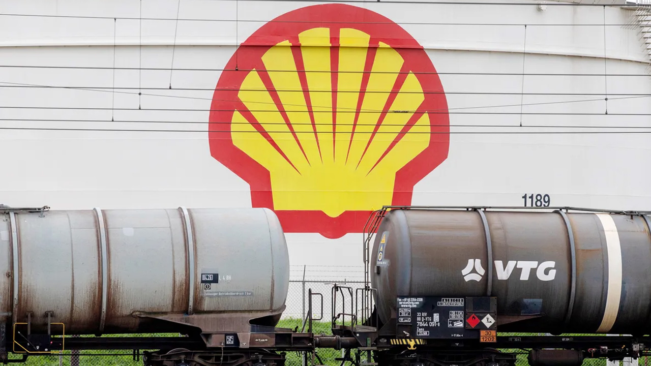 Shell замораживает инвестиции в нефтегазовую отрасль Казахстана — Bloomberg