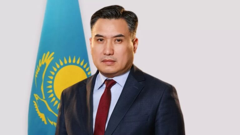 Обязательные пенсионные взносы казахстанцев теперь тоже на контроле