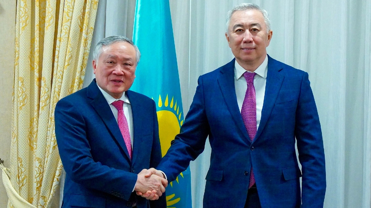 В магазинах Казахстана станет больше вьетнамских товаров