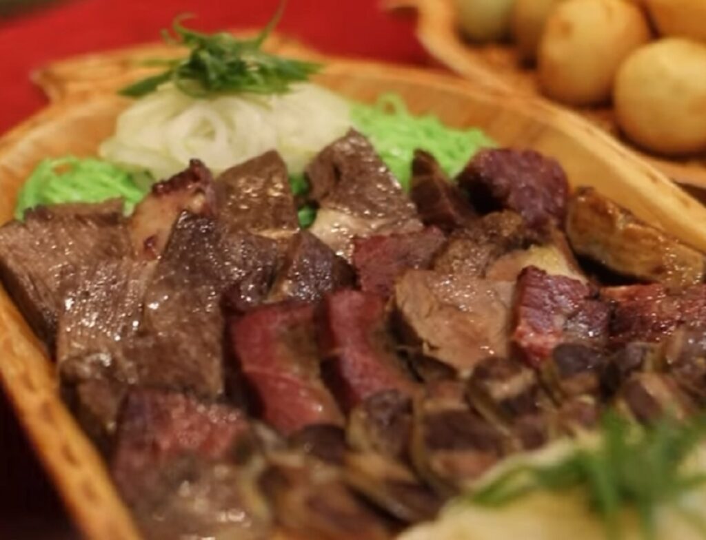 Топовые рестораны казахской кухни в Астане: где попробовать настоящий бешбармак и казы