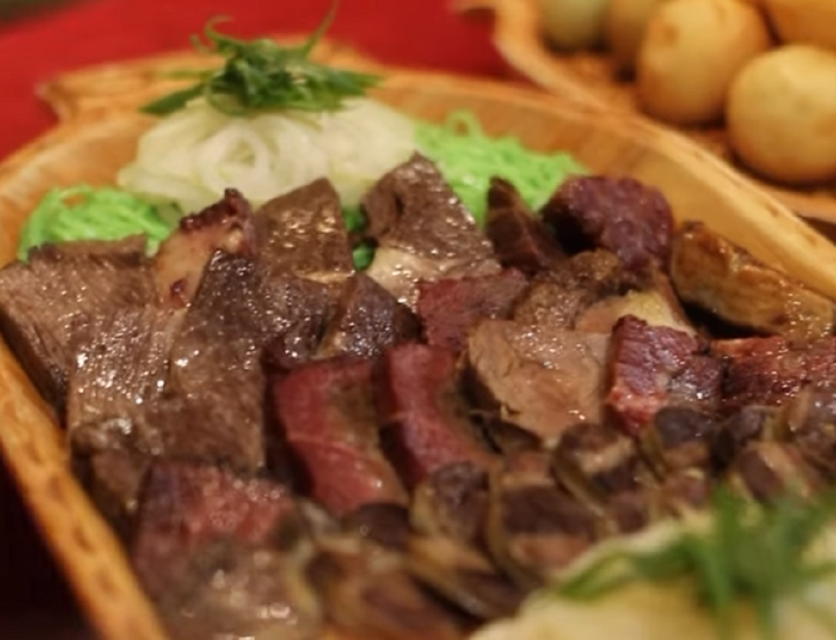 Топовые рестораны казахской кухни в Астане: где попробовать настоящий бешбармак и казы