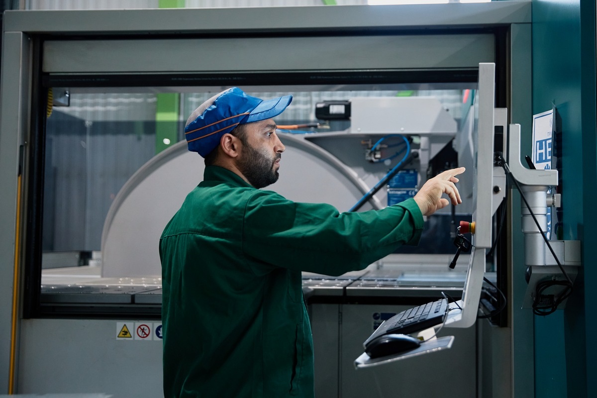 Казахстанские заводы получают «кешбэки» после внедрении ИИ-решений