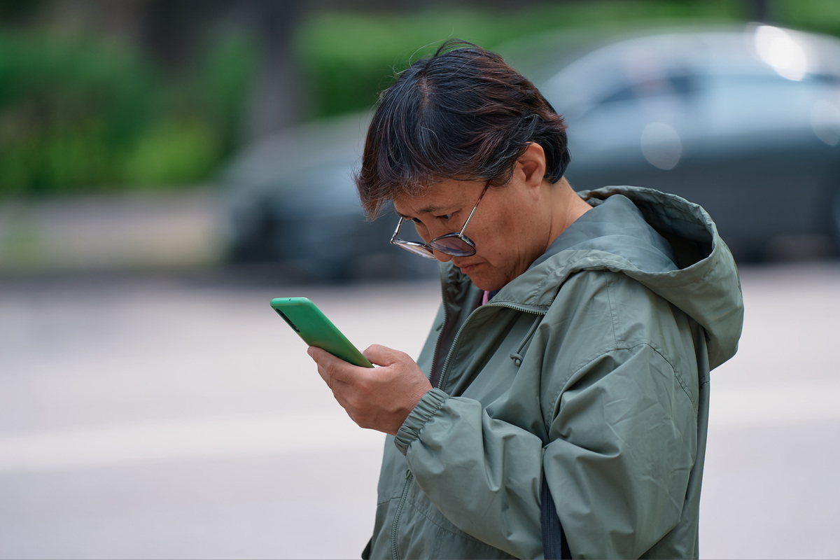 5 млн казахстанцев запретили себе брать кредиты. Вот как это работает