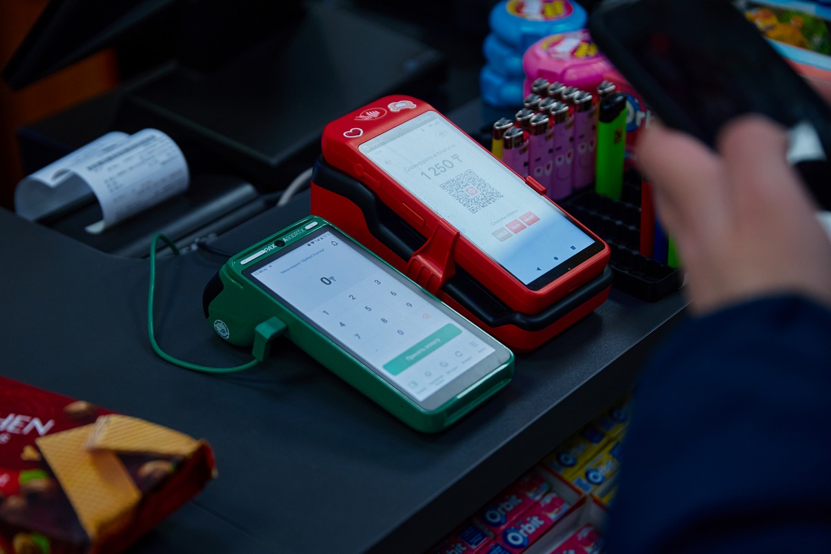 Казахстанцы могут пострадать из-за выброшенного чека – и вот как