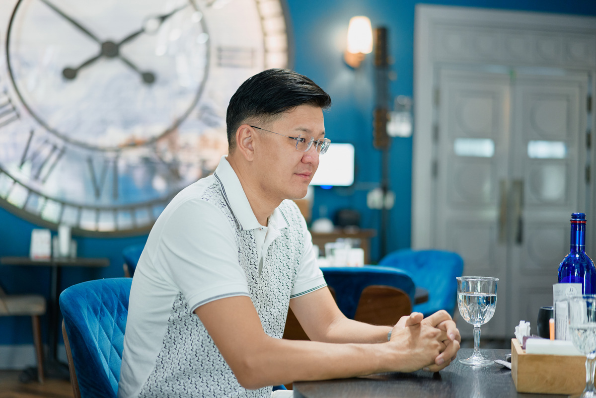 Дармен Садвакасов