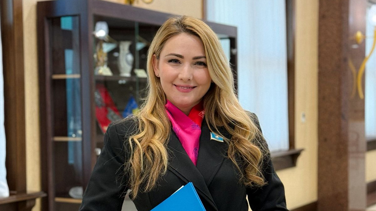 Digital Business поговорил с депутатом Екатериной Смоляковой о системных вызовах для Казахстана - от туризма и интернета в аулах до цифровизации и инклюзии.