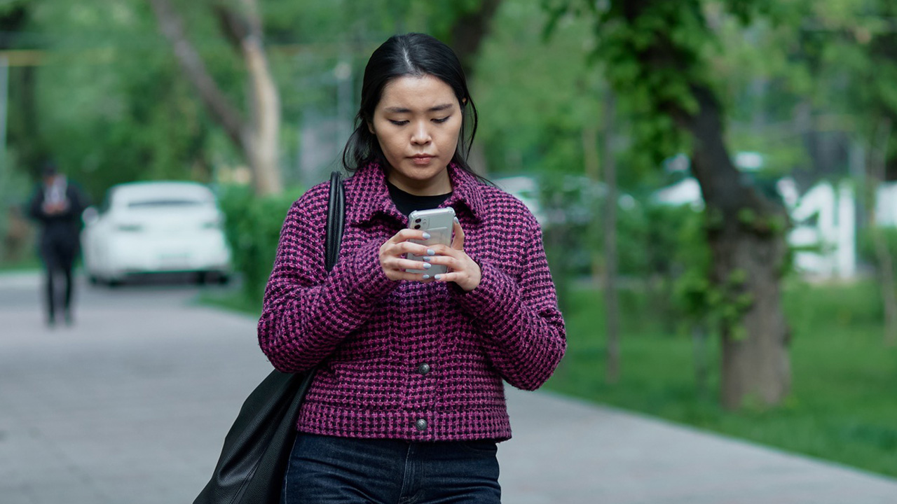 Казахстанцы скоро узнают результаты налоговой проверки мобильных переводов - официально