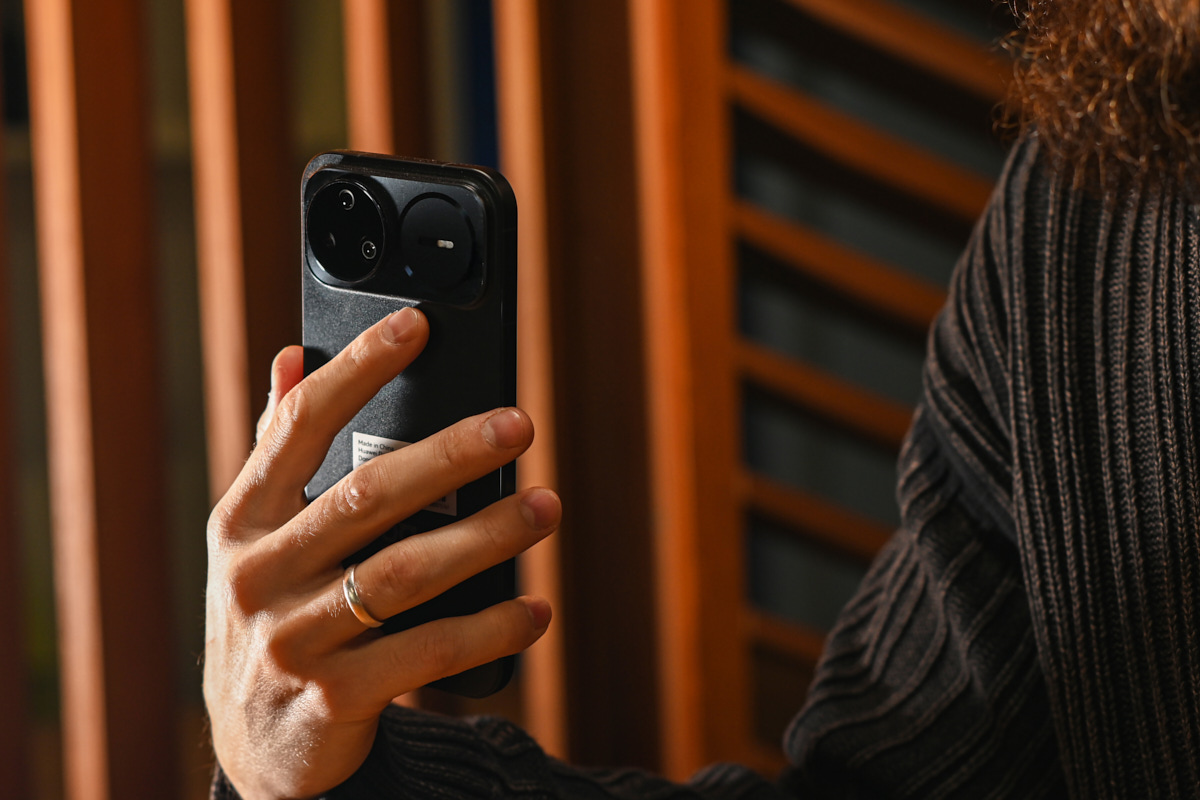 Бюджетный смартфон с флагманскими «фишками»: обзор Huawei Nova 15 Pro